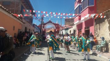 Antawuaras del Colegio Pacífico Sequeiros.