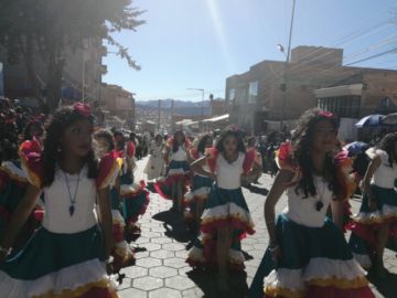 Danzan en una tarde cálida.
