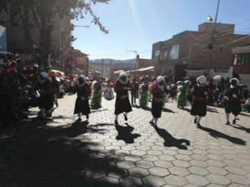 Danzan en una tarde cálida.