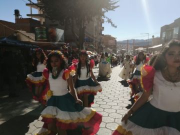 Danzan en una tarde cálida.