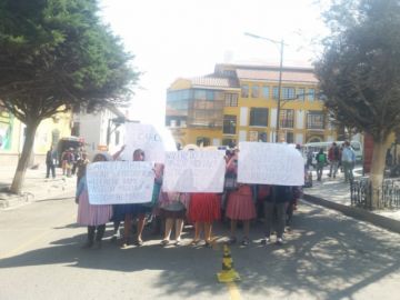 Llegaron hasta el centro citadino con su protesta.