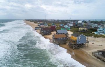 Dorian golpea con fuerza la costa de las Carolinas