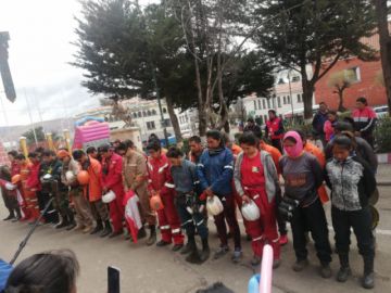 Estuvieron en Santa Cruz y fueron recibidos por sus familias.