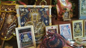 Se apresta a salir la procesión de la Virgen de Guadalupe