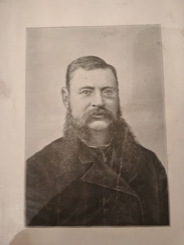 Modesto Omiste.