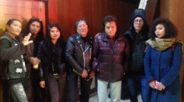 Gerardo Arias fue a ver a las bandas.