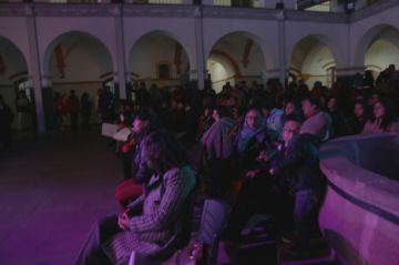 Las danzas le dan colorido a la noche.