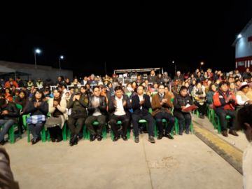 El ballet Cima de Plata abre el espectáculo.