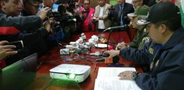 Presuntamente sacaba las cámaras instaladas en domicilios.