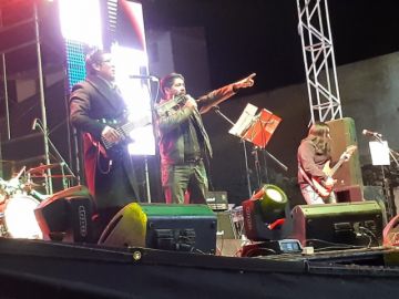 La noche de rock en el campo ferial.