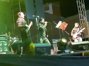 La noche de rock en el campo ferial.