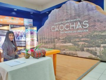 La penúltima región en declararse como municipio, Ckochas, participa en la feria.