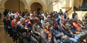 El acto fue ayer con la presencia de dirigentes.
