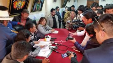 El sorteo fue público con la presencia de medios de comunicación.