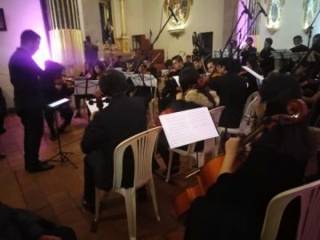 La Orquesta en el templo.