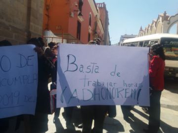 Tuvieron un mitin en la Plaza 10 de Noviembre