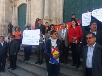 Tuvieron un mitin en la Plaza 10 de Noviembre