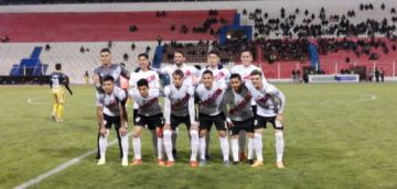 Los equipos no rompen el cero.