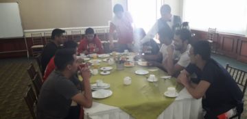 El primer desayuno en tierra ecuatoriana.