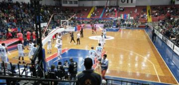 En el coliseo.