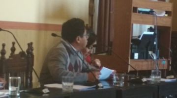 Pese a su nota, el concejal López se hizo presente.