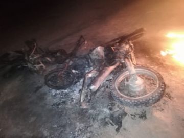 Fueron sorprendidos por los comunarios.