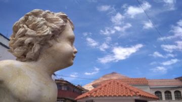 El cielo a mediodía.