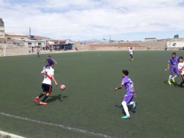 Juegan en San Juan.