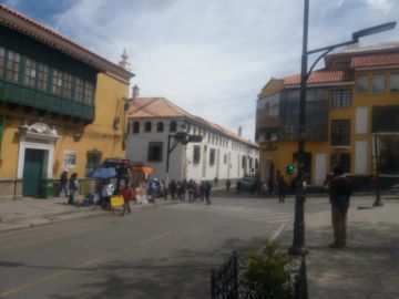 El bloqueo de calles progresó en la mañana.