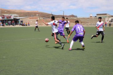 El partido se jugó en la cancha de los altos de San Juan.