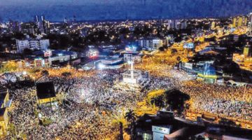 El viernes 4 de septiembre, el Cristo Redentor, en Santa Cruz, fue testigo de una masiva concentración.