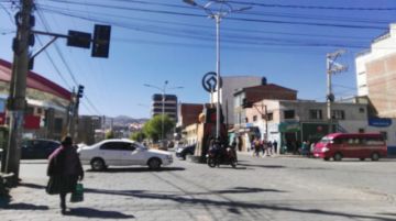 Perjudican el tráfico vehicular.