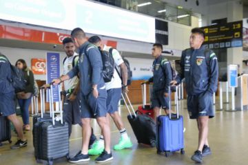 Los seleccionados viajan a Venezuela.
