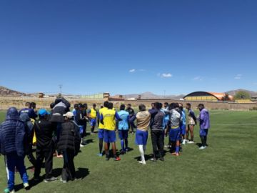 Entrenan en Cantumarca.