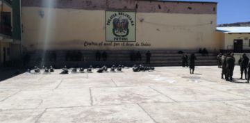 Están acuartelados.