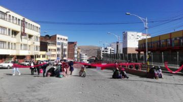 Los bloqueos anularon el tráfico en el centro citadino.