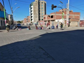 Los bloqueos anularon el tráfico en el centro citadino.