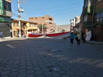 Los bloqueos anularon el tráfico en el centro citadino.