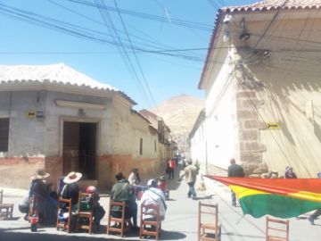 Los bloqueos anularon el tráfico en el centro citadino.