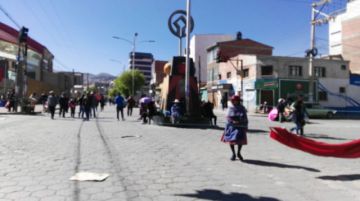 Los bloqueos anularon el tráfico en el centro citadino.