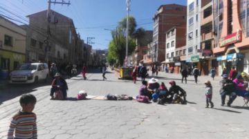 Así están los bloqueos en las calles de Potosí.