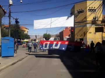 Así están los bloqueos en las calles de Potosí.