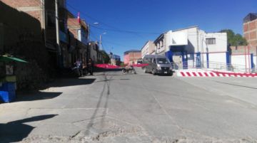 Así están los bloqueos en las calles de Potosí.