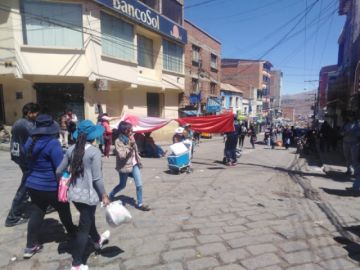 Se mantienen los bloqueos.