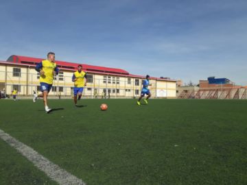 Real entrena en un día despejado.