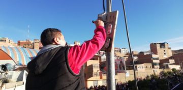 La marcha ocupa decenas de cuadras.