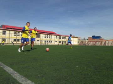 Real entrena en un día despejado.