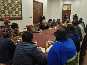 Vea los nombres de los alcaldes que se reunieron con Evo Morales