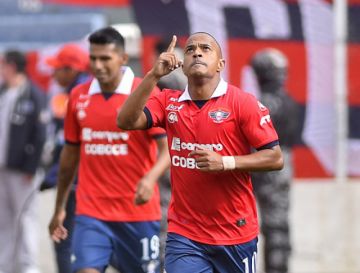 Wilstermann está con deudas económicas