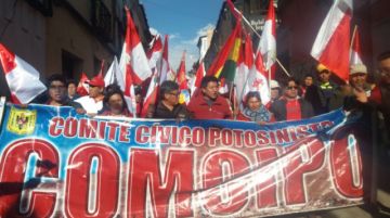 La movilización es liderada por la dirigencia de Comcipo.